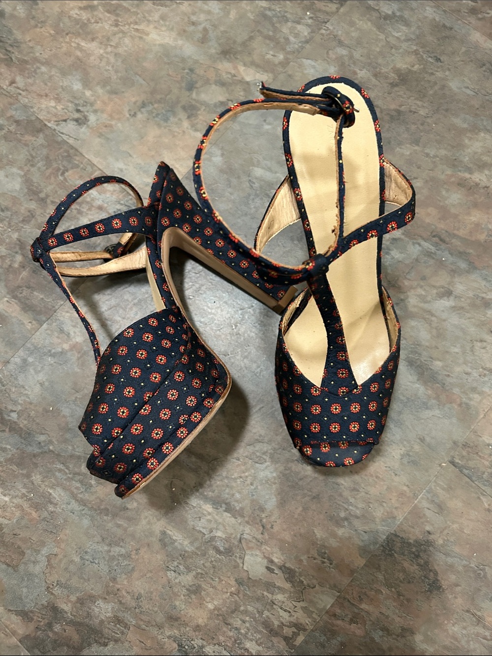 Women's ZARA Navy & Red Patterned T-Strap Platform Peep-Toe Heels Size 8